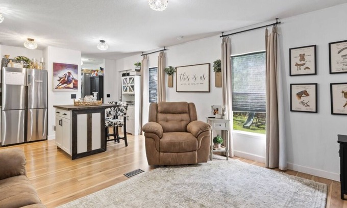 Lakeland Casa | Charming 2-bedroom mobile home with AC, WiFi in fabulous Lakeland