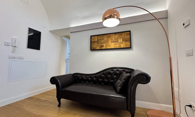 Old Town Apartamento | Charming 2-Bedroom Retreat in the Center of Perugia