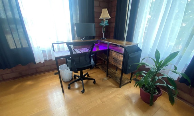 Elkader Apartamento | Charming 2-bedroom suite A with WiFi, AC in adorable Elkader