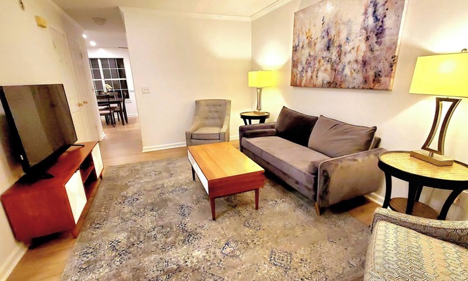 West Ashley Casa | Charming 2-bedroom townhome next to Greenway, Convenient and Close to Everything