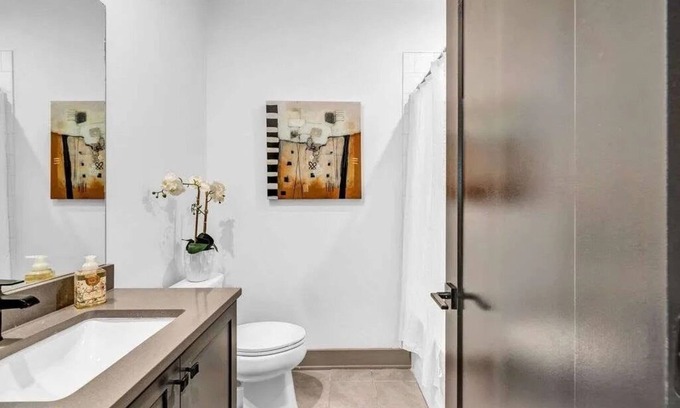 East Atlanta Casa | Charming 2-bedroom townhome in Atlanta's top entertainment district