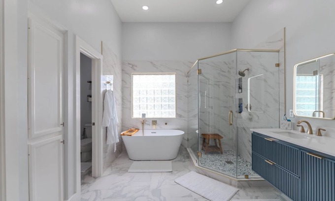 Washington Ave./ Memorial Park Casa | Charming 2-bedroom townhome with WiFi, AC in amazing Houston