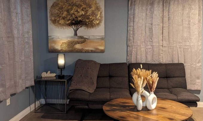 Oildale Apartamento | Charming 2-bedroom apartment in the heart of bakersfield