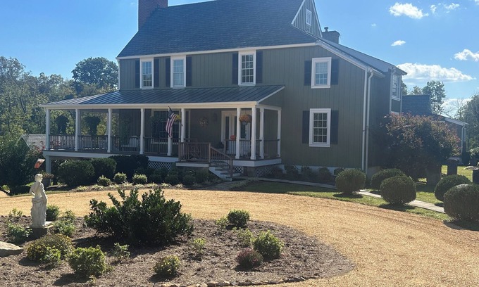 Charlottesville Apartamento | Charming 2-bedroom apartment near Charlottesville on 12 beautiful acres, WIFI