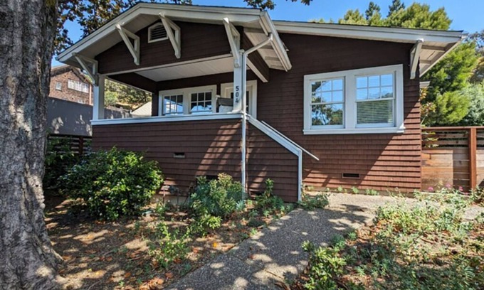 San Anselmo Casa | Charming 2-bedroom house in San Anselmo with AC