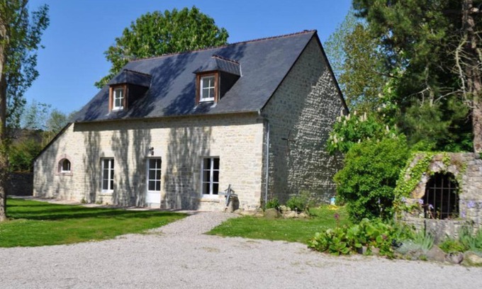 Sainte-Marie-du-Mont Cabaña | Casa acogedora cerca de Utah Beach, equipada con jardín privado, actividades y restaurante local