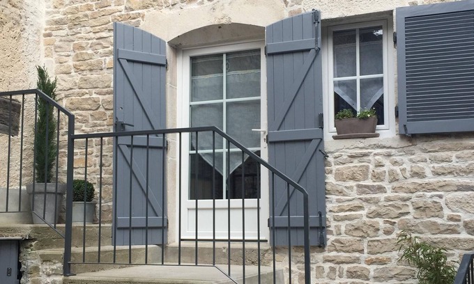 Meursault Casa | Encantadora casa de 2 estrellas en el corazón de Meursault, a 5 minutos de Beaune