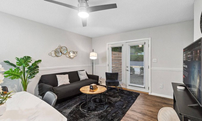 Shannon Apartamento | Charming 2BR Duplex 15 Min to BHM!