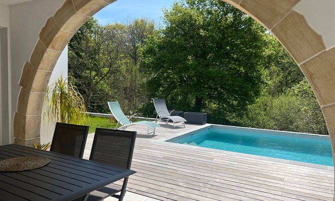 Ciboure Apartamento | Encantador T3 con piscina y aparcamiento en casa vasca