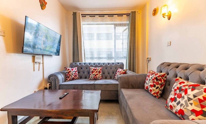 Nairobi Apartamento | Charming 2BR with Wi-Fi & Netflix near TRM Mall along Thika Rd