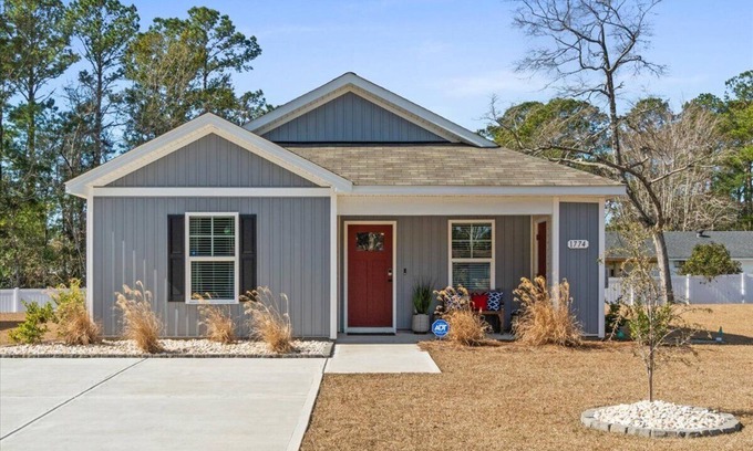 Ocean Isle Beach Casa | Charming 3-bedroom house in Ocean Isle Beach-Whispering Pine Getaway