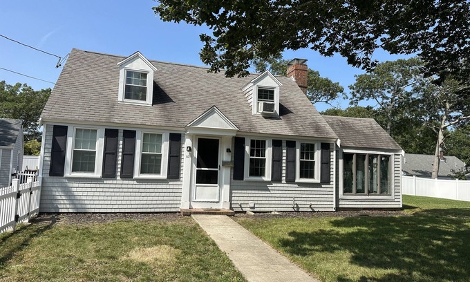 Buzzards Bay Casa | Charming 3-Bedroom Buzzards Bay