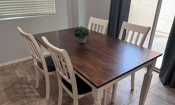 Goodyear Cabaña | Charming 3-bedroom cottage with AC and WiFi in Goodyear