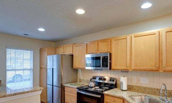 Greensboro Casa | Charming 3-bedroom house in lovely Greensboro with WiFi, AC