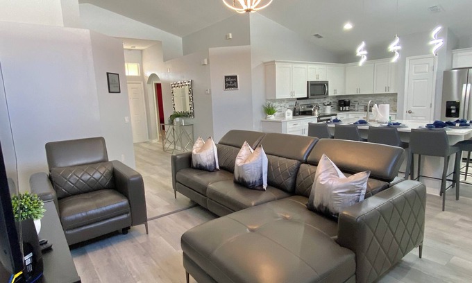 Cumbrian Lakes Casa | Charming 3-bedroom house with private pool near Disney
