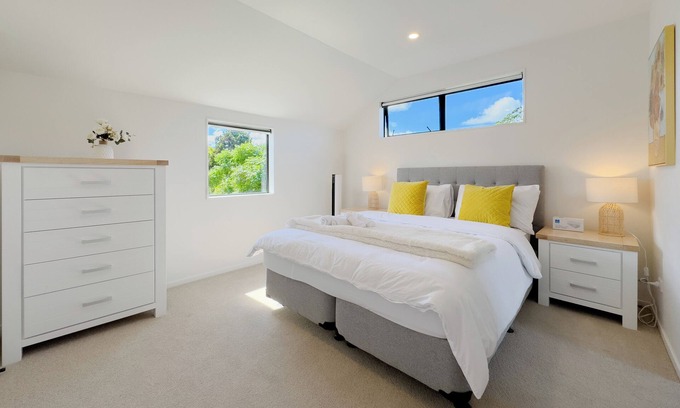 Forrest Hill Casa | Charming 3-Bedroom House on the North Shore