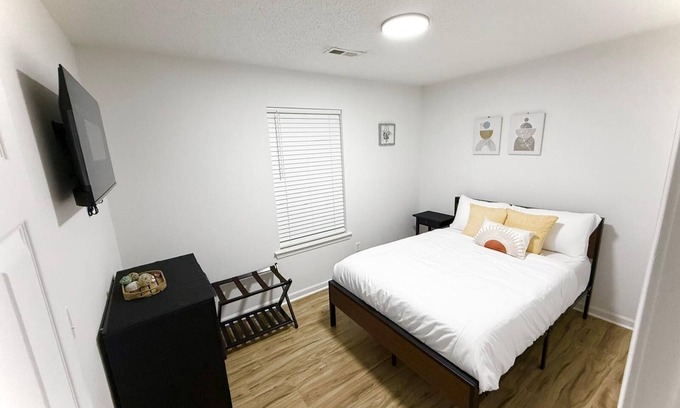 Florence Casa | Charming 3-bedroom house in Florence, SC