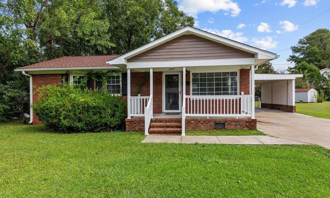New Bern Casa | Charming 3-bedroom house in welcoming New Bern with WiFi, AC