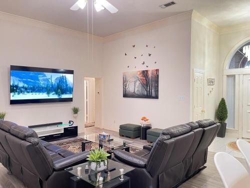 Bedford Casa | Charming 3-bedroom house near AT&T Stadium, Six Flag, DFW Airport