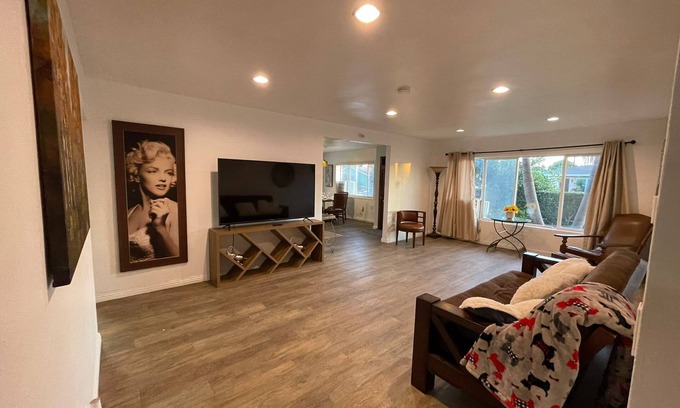 Mount Wilson Casa | Charming 3-bedroom house in brilliant Downey with AC, WiFi