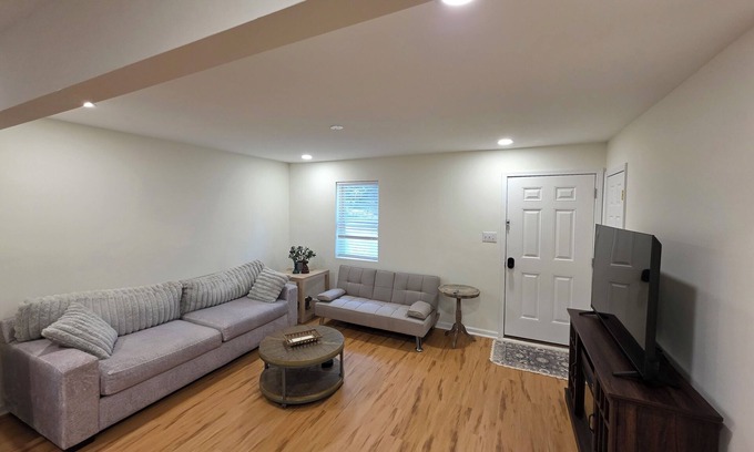 Durham Casa | Charming 3-bedroom house minutes to DUKE!
