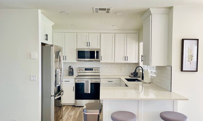 Phoenix Casa | Charming 3-bedroom house with AC and WiFi