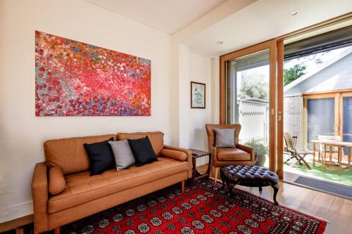 Glebe Casa | Charming 3-Bedroom Terrace in the Heart of Glebe