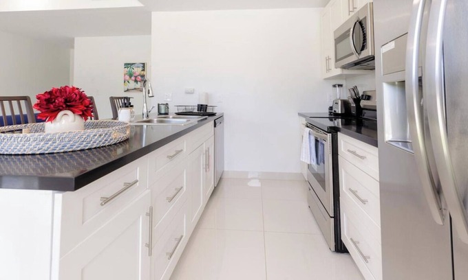 Naranja Casa | Charming 3-bedroom townhome between Miami and The Keys!