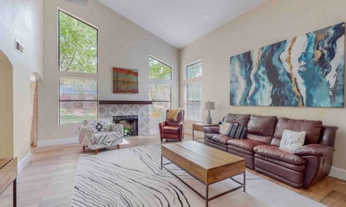 Oso Grande Casa | Charming 3 bedroom, with an incredible backyard.