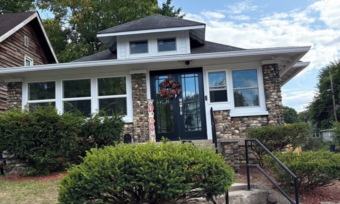 Indianapolis Casa | Charming 3-bedroom house with AC in Indianapolis