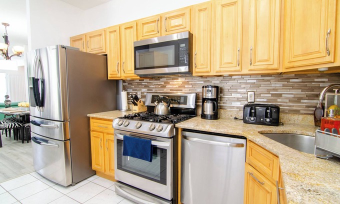 North Bergen Apartamento | Charming 3-bedroom apartment