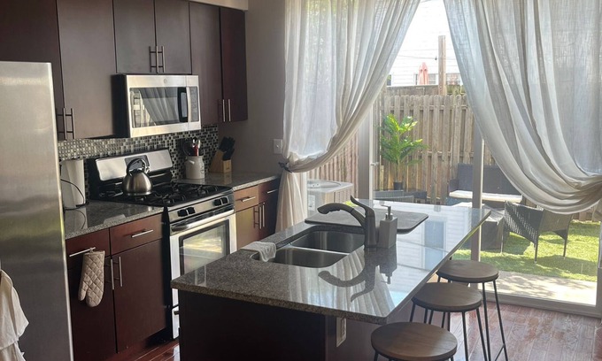 Point Breeze Casa | Charming 3-bedroom townhome with WiFi in Philadelphia