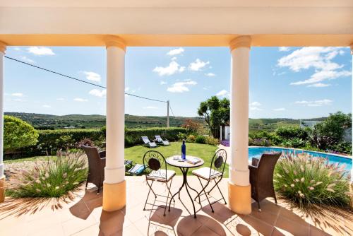 Silves Villa | Charming 3 bedroom Villa Nestled Amongst the Orange Groves of Silves, Algarve, Portugal