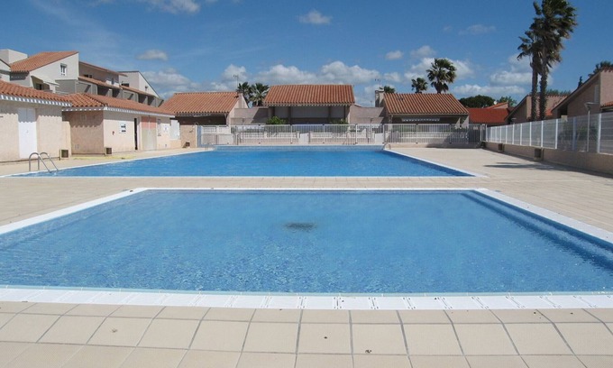 Saint-Cyprien Plage Villa | Villa con Mezzanine, Ideal para Familias, Piscina, Cerca de la Playa y el Puerto en Saint Cyprien