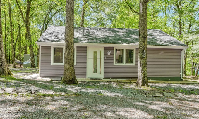 Tafton Casa | Charming 3BD Cabin by Lake Wallenpaupack