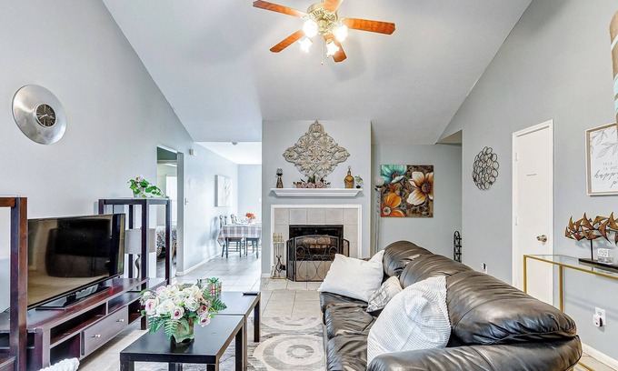 Richmond Casa | Charming 3BD/ Office/Yard & Pet-Friendly