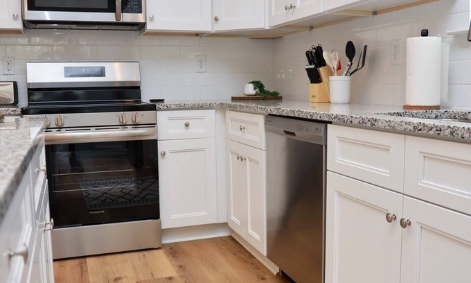 Charlotte Casa | Charming 3BR Home w/ Fenced Backyard & Garage