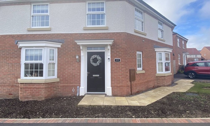 Grantham Casa | Charming 4-Bed House in Grantham