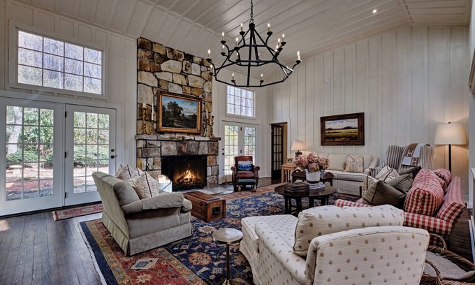 Cashiers Cabaña | Charming 4-bedroom cottage in High Hampton Proper just minutes to Cashiers