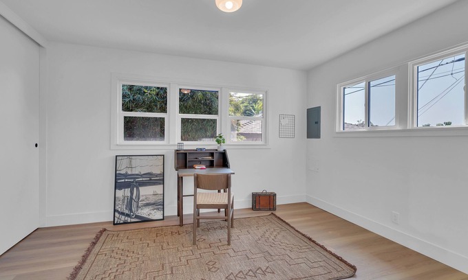 Inglewood Casa | Charming 4-bedroom house with WiFi and AC in brilliant Inglewood
