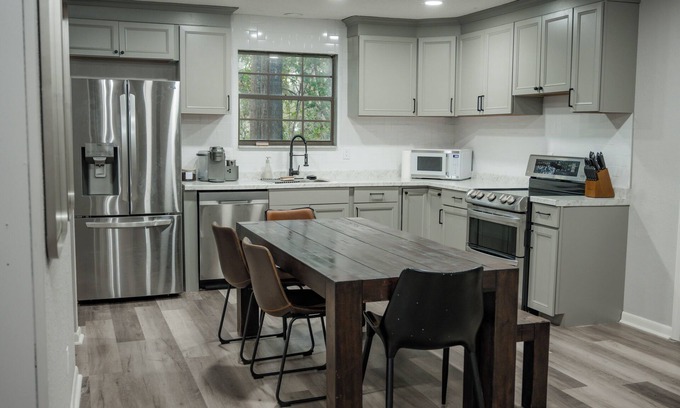 Lake City Casa | Charming 4- bedroom house with AC and WiFi in peaceful Lake City