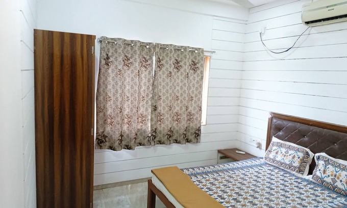 Kadadhe Casa | Charming 4-bedroom villa in Pawnanagar with AC, WiFi pawna lake "movie theatre