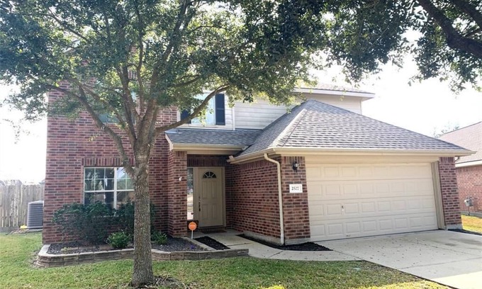 Spring Apartamento | Charming 4-BR Home for Rent!
