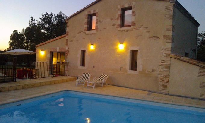 Roumens Casa | CASA CON ENCANTO CON PISCINA PRIVADA CLIMATIZADA PRIVADA