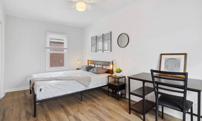 Ottawa Casa | Charming 4BR Retreat in the Heart of Ottawa