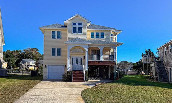 Colington Harbour Casa | Charming 4BR waterfront home with Private Hot Tub