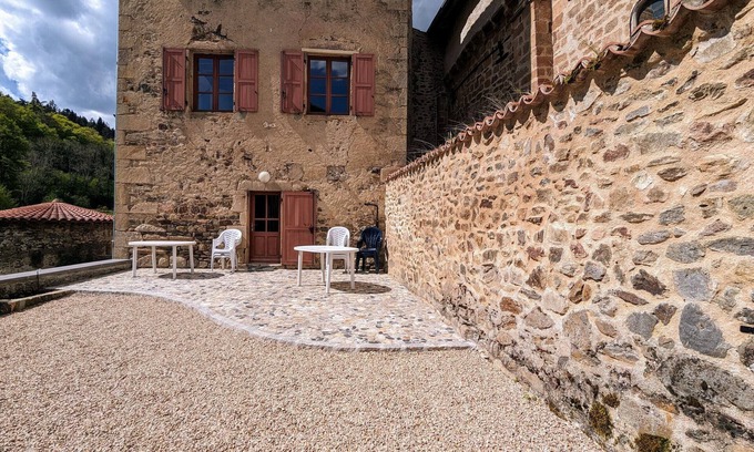 Saint-Vert Cabaña | Encantador gîte en St-Vert: naturaleza, confort y tranquilidad