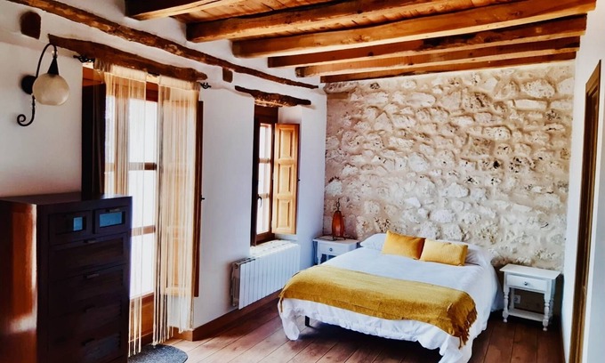 Aldeasona Casa | Alojamiento con encanto, junto Ribera del Duero y Hoces del Duratón