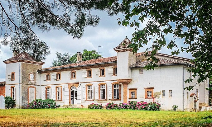 Orgueil Apartamento | Charming accommodation in a 13th Century Château