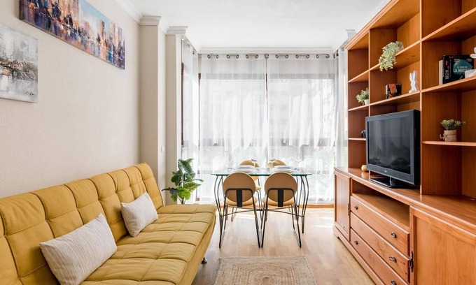 Rejas Apartamento | Charming Airport V - Apartamento de diseño cerca del aeropuerto